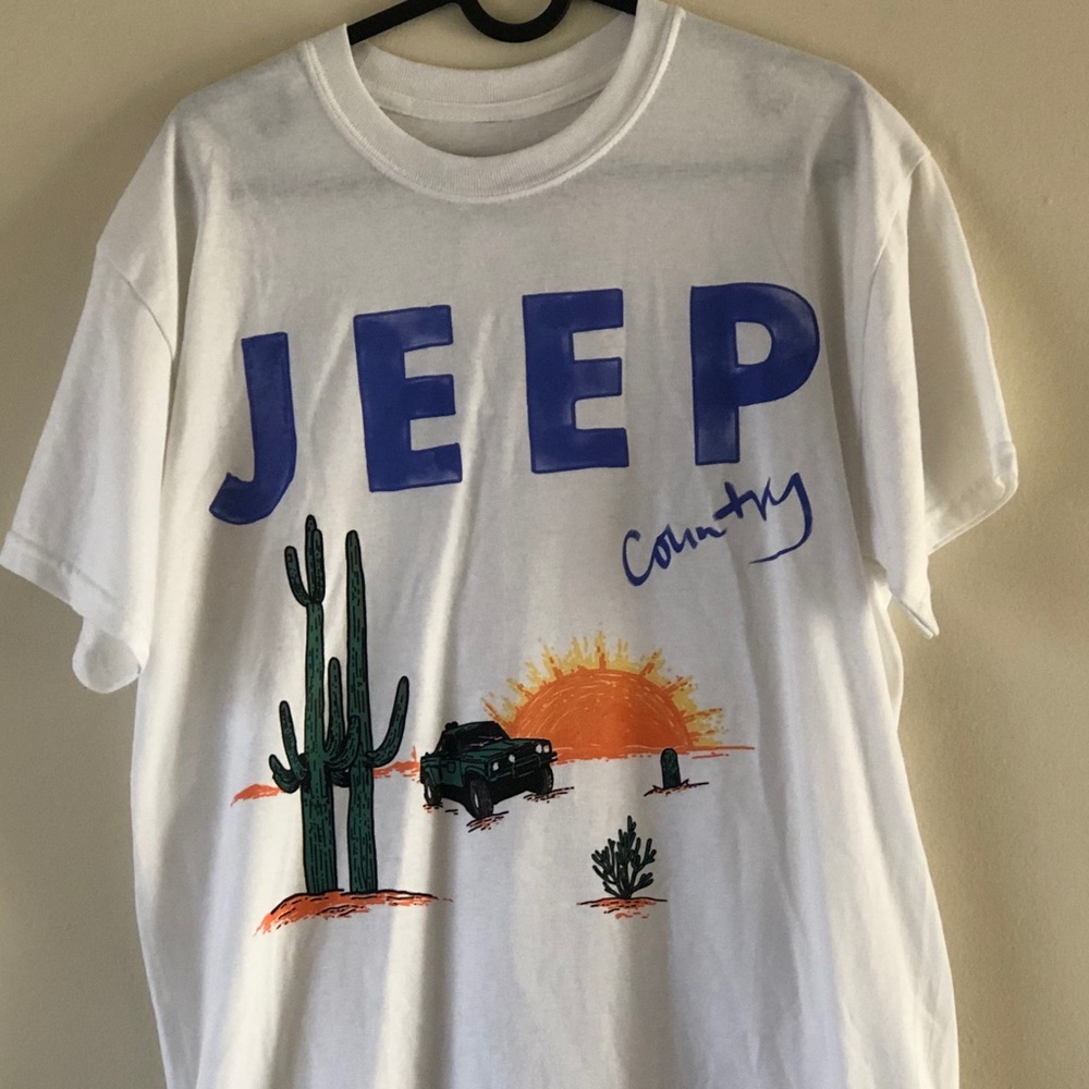 Men’s medium Urban Outfitters shirt , jeep logo